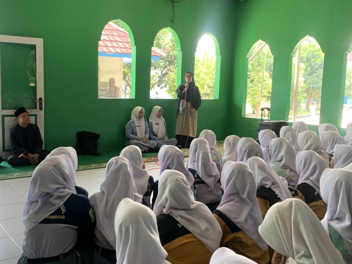 Kegiatan Istighosah dan Pembekalan Sebelum Melaksanakan Penilaian Sumatif Kelulusan (PSKel)